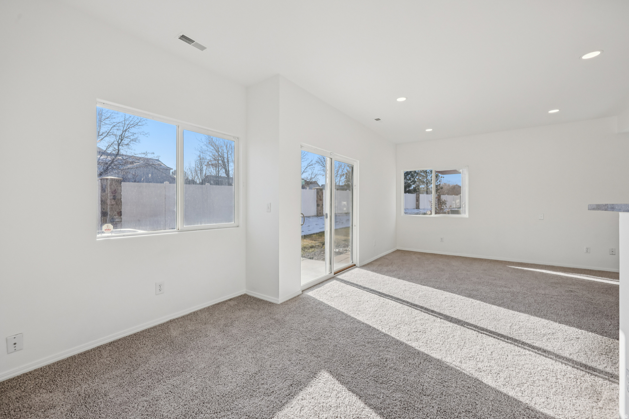 IVY SPRINGS CONDOMINIUM PHASE 4 - Residential