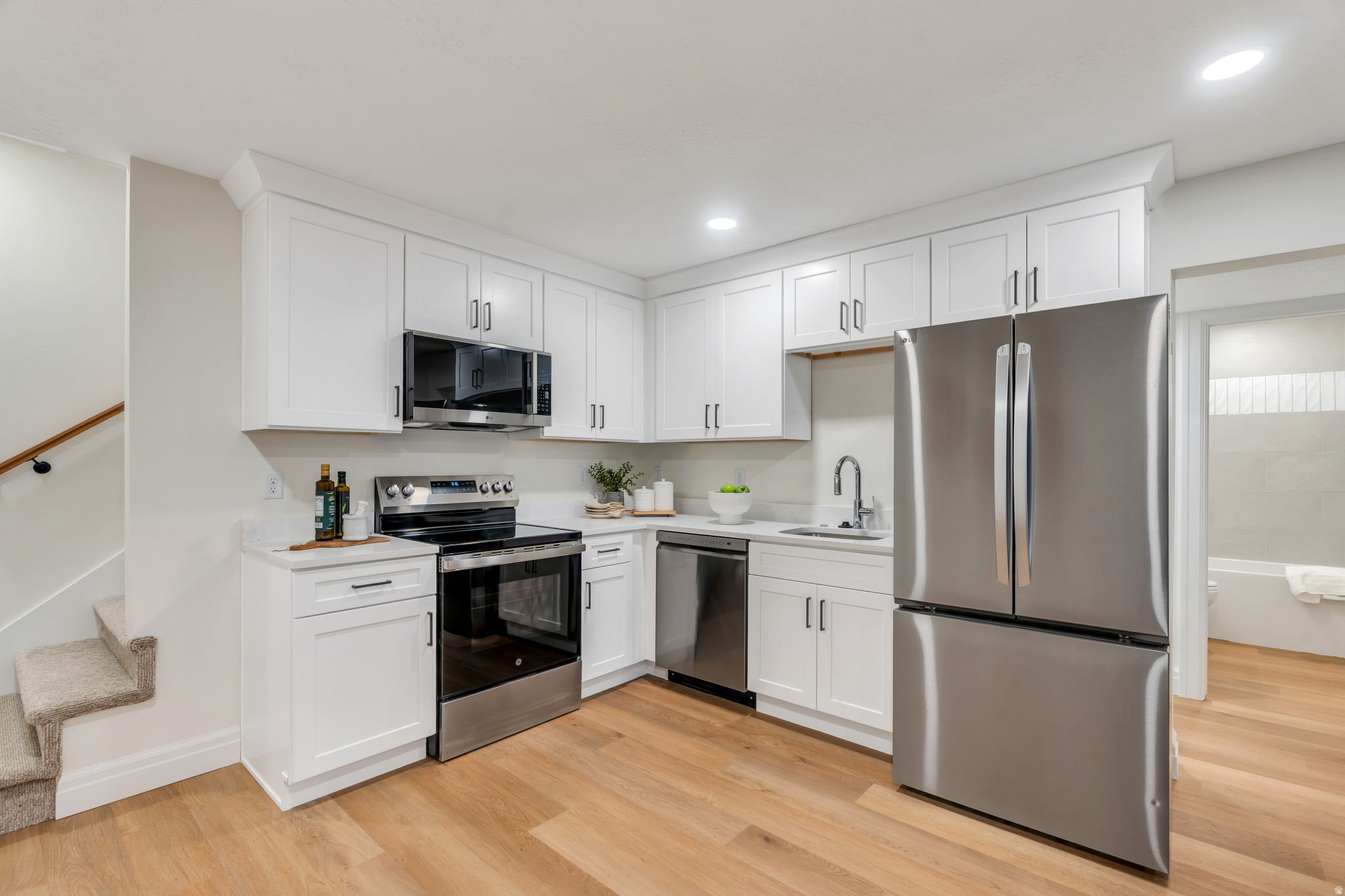 TEMPLE HEIGHTS EST - Residential