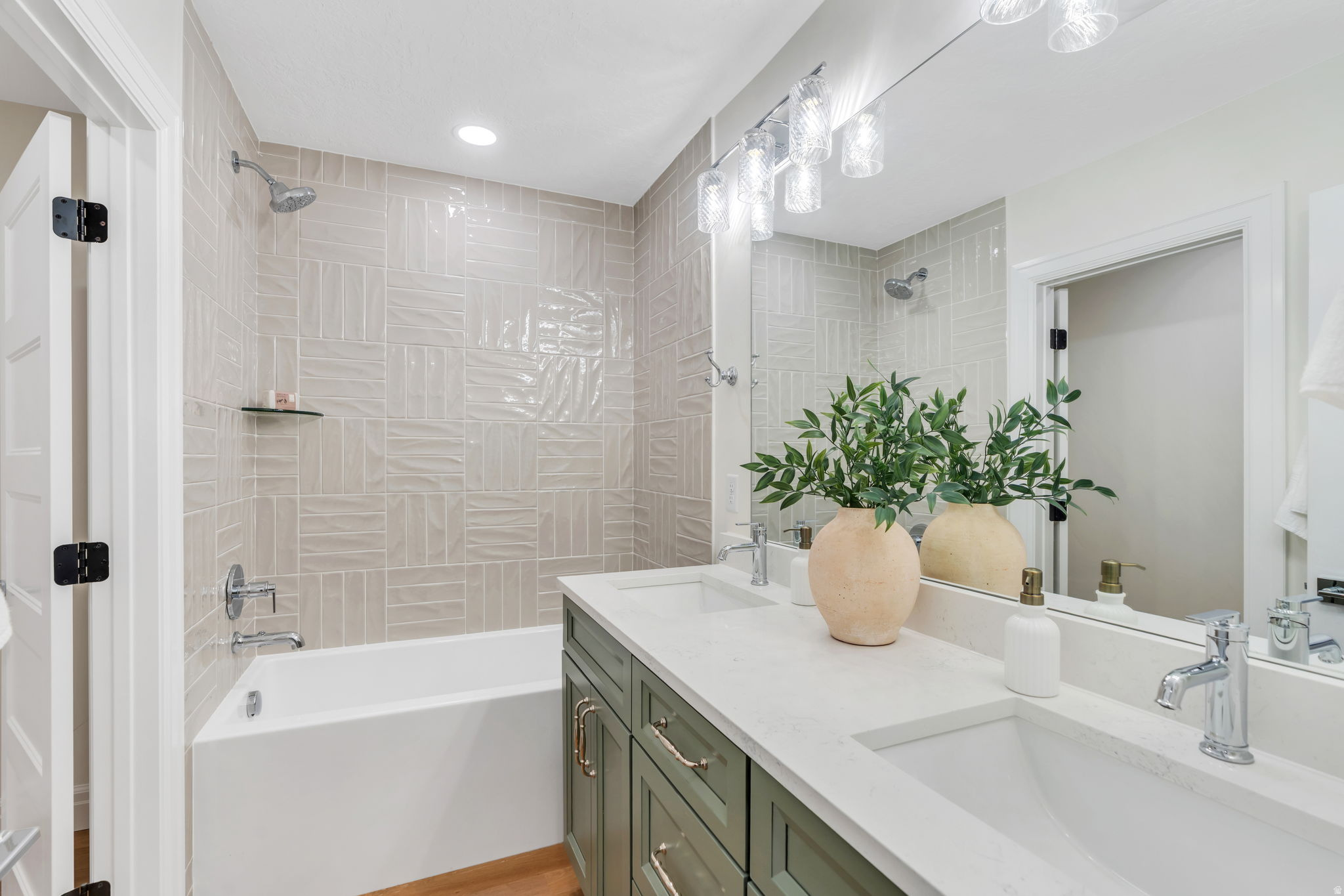 TEMPLE HEIGHTS EST - Residential