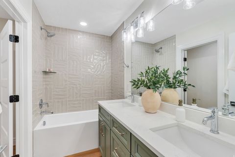 Tiny photo for 1108 E 2620 N, Provo, UT 84604 (MLS # 2139295)