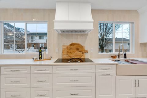 Tiny photo for 1108 E 2620 N, Provo, UT 84604 (MLS # 2139295)