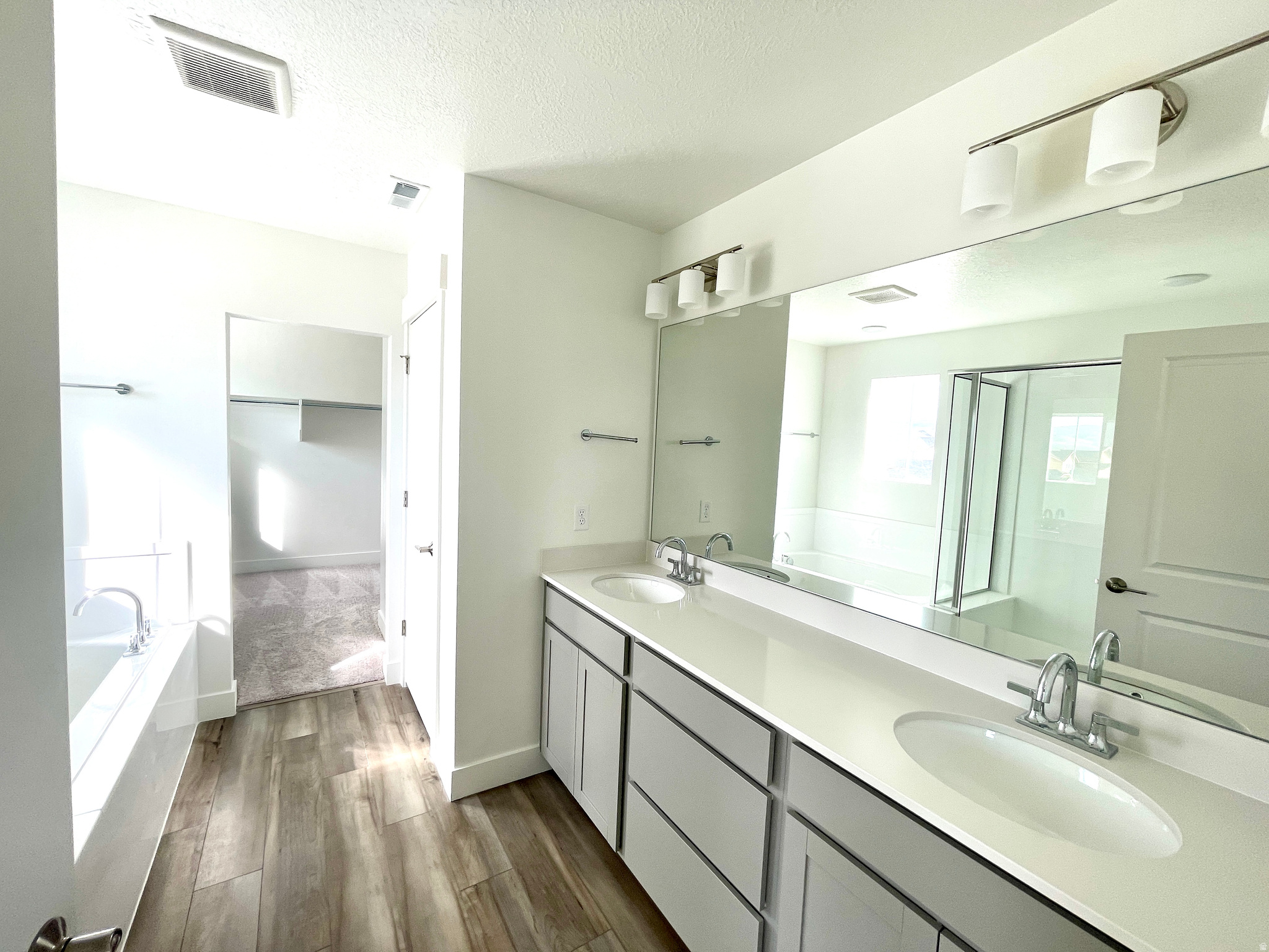 PIONEER MEADOWS - Residential