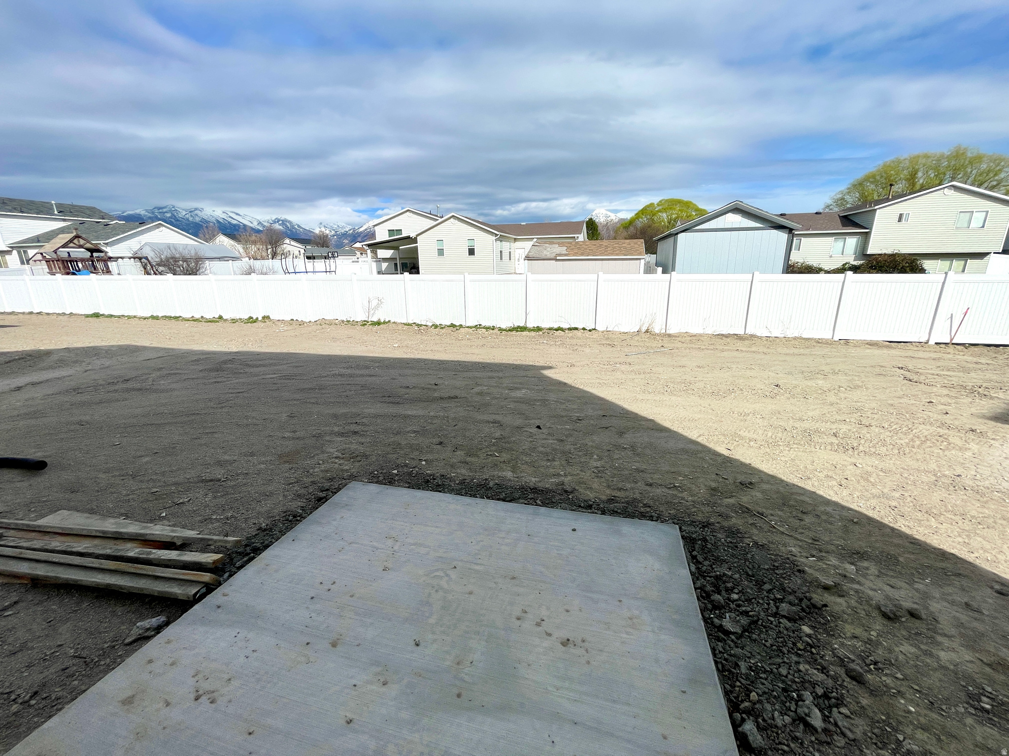 PIONEER MEADOWS - Residential