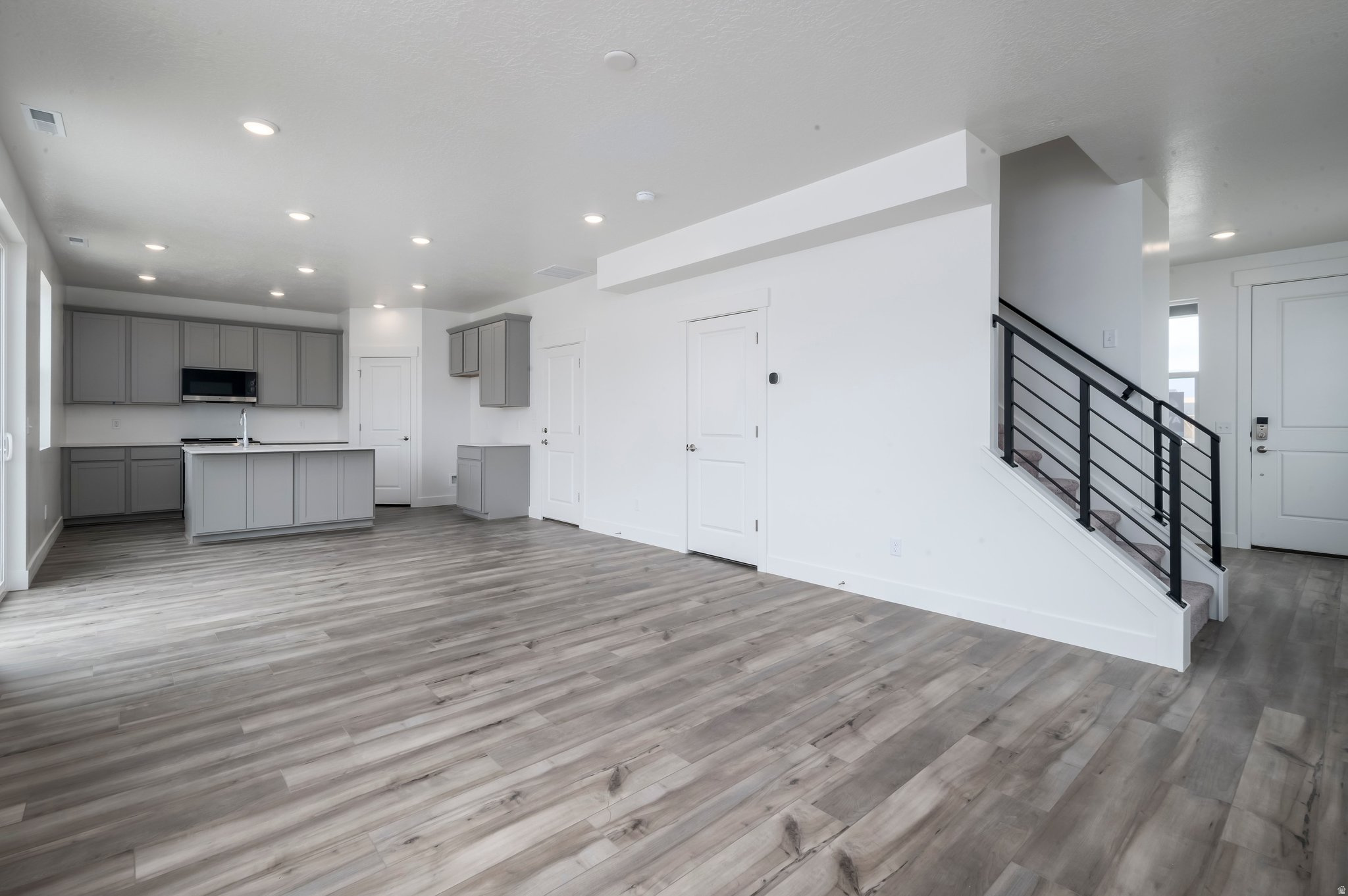 PIONEER MEADOWS - Residential