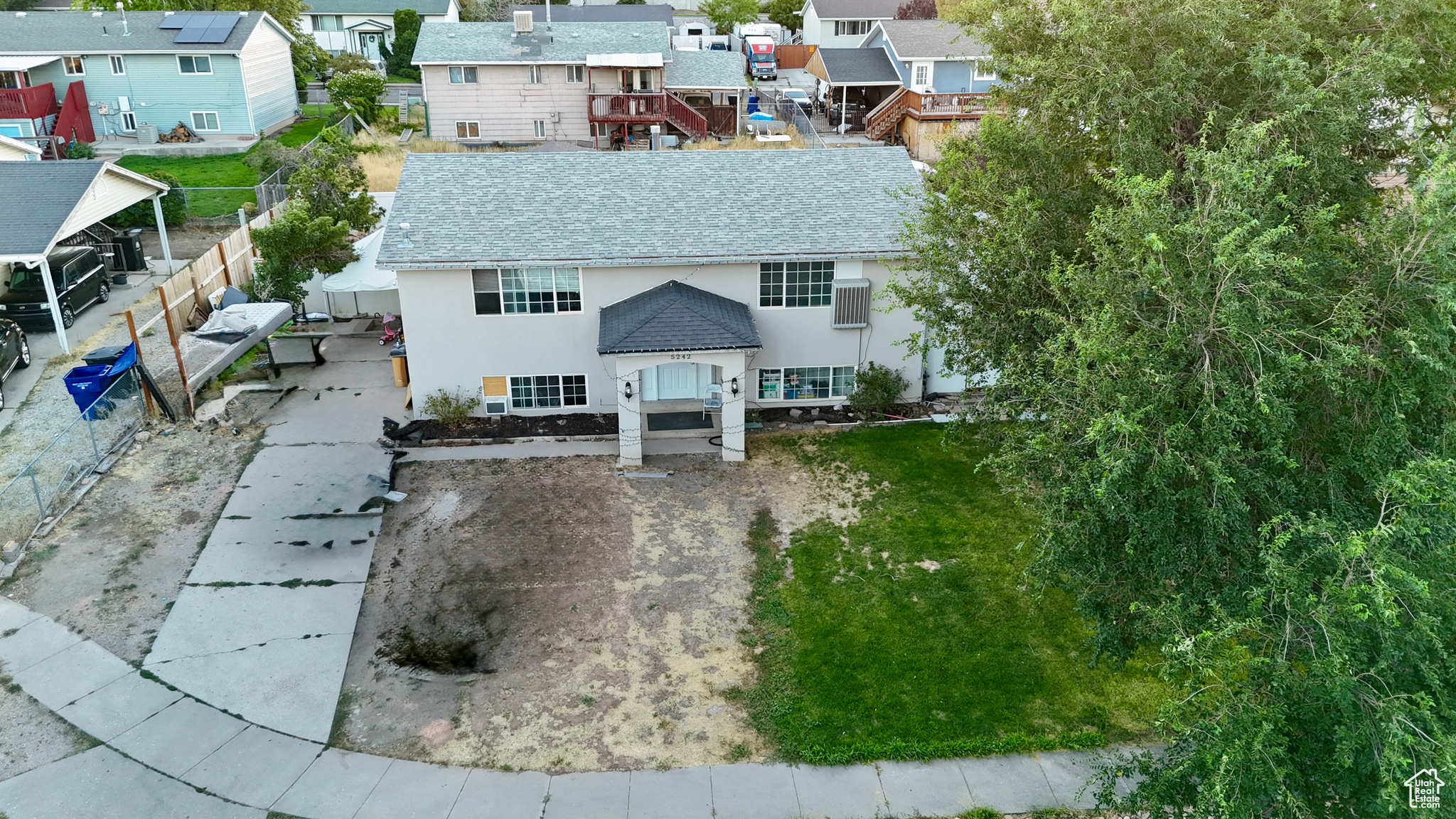 TWINS OF ARDEN - Residential