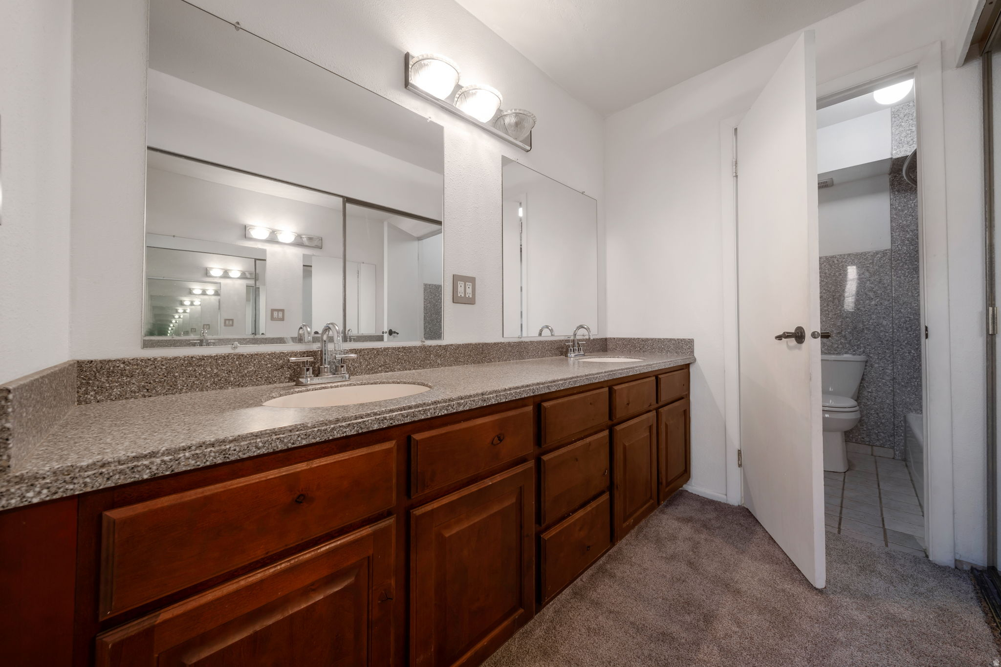 HOMESTEAD FARMS - Residential