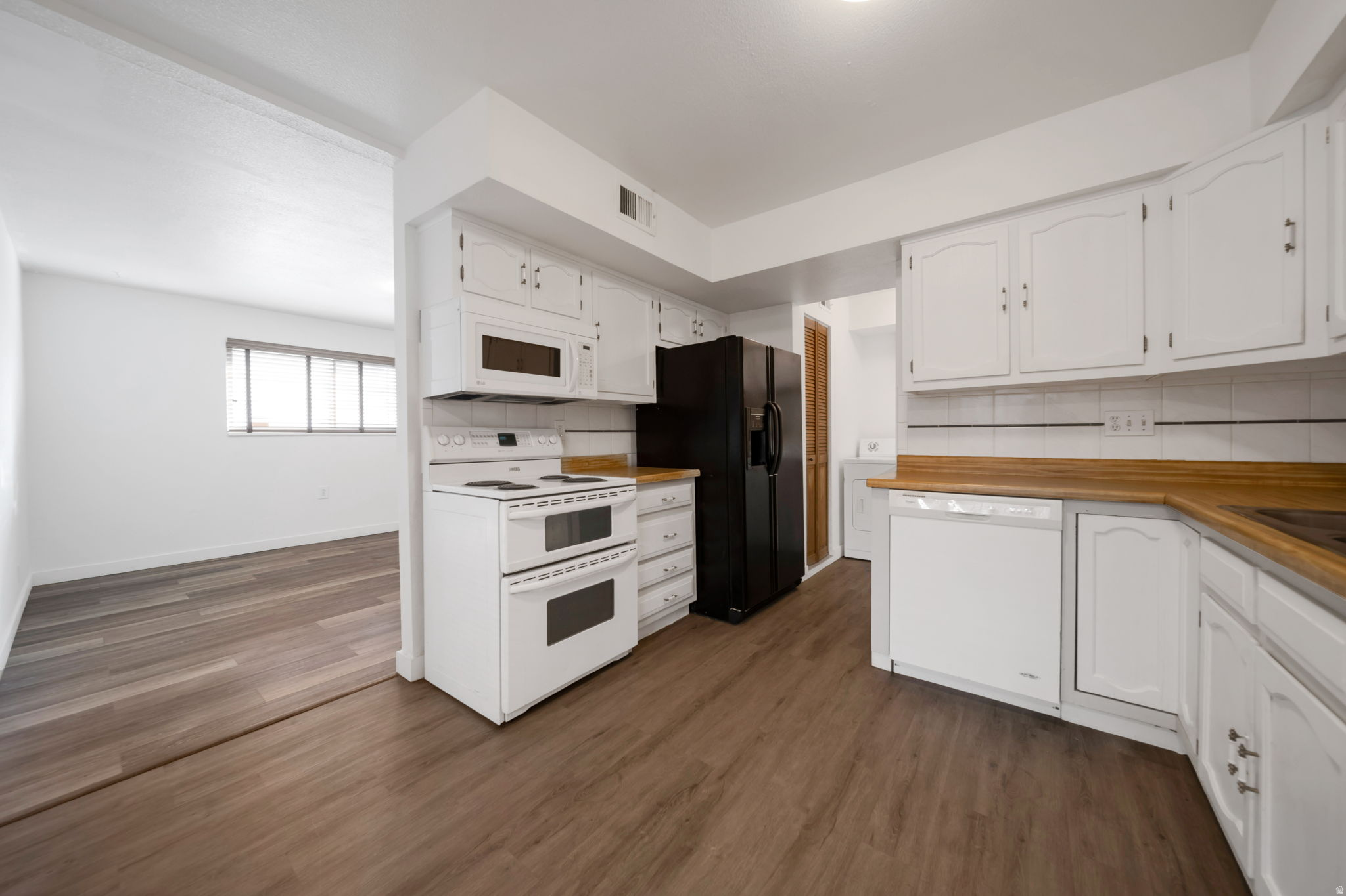 HOMESTEAD FARMS - Residential