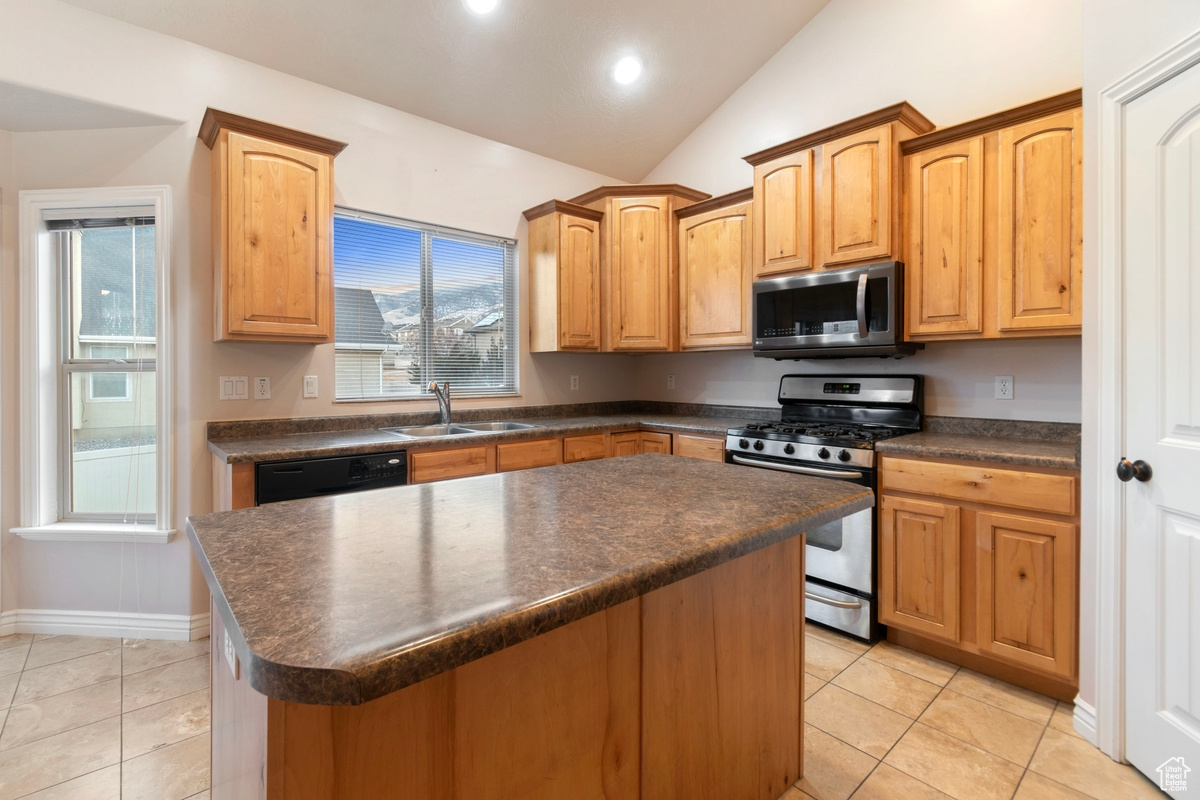 203 W Fox Hollow Dr, Saratoga Springs, Utah image 12
