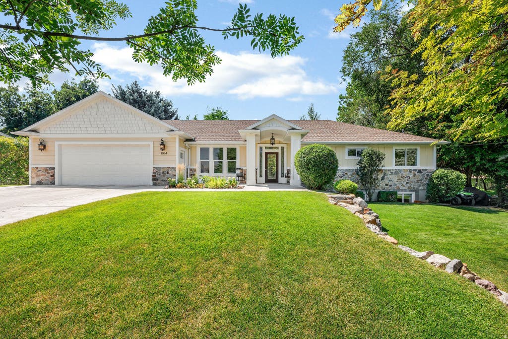 Photo of 1084 E 2200 N, North Logan, UT 84341 (MLS # 2176448)
