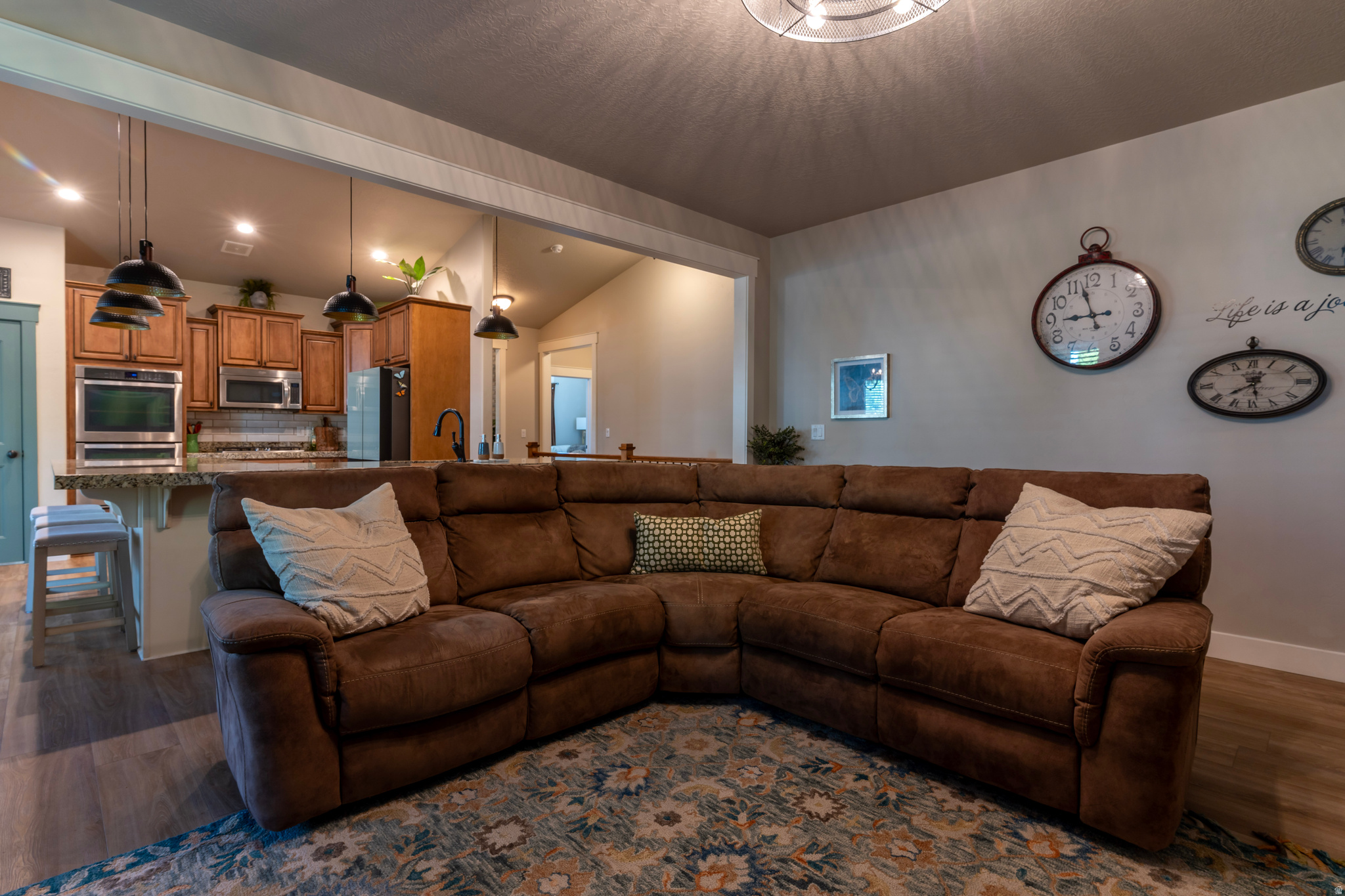 KENNECOTT - Residential
