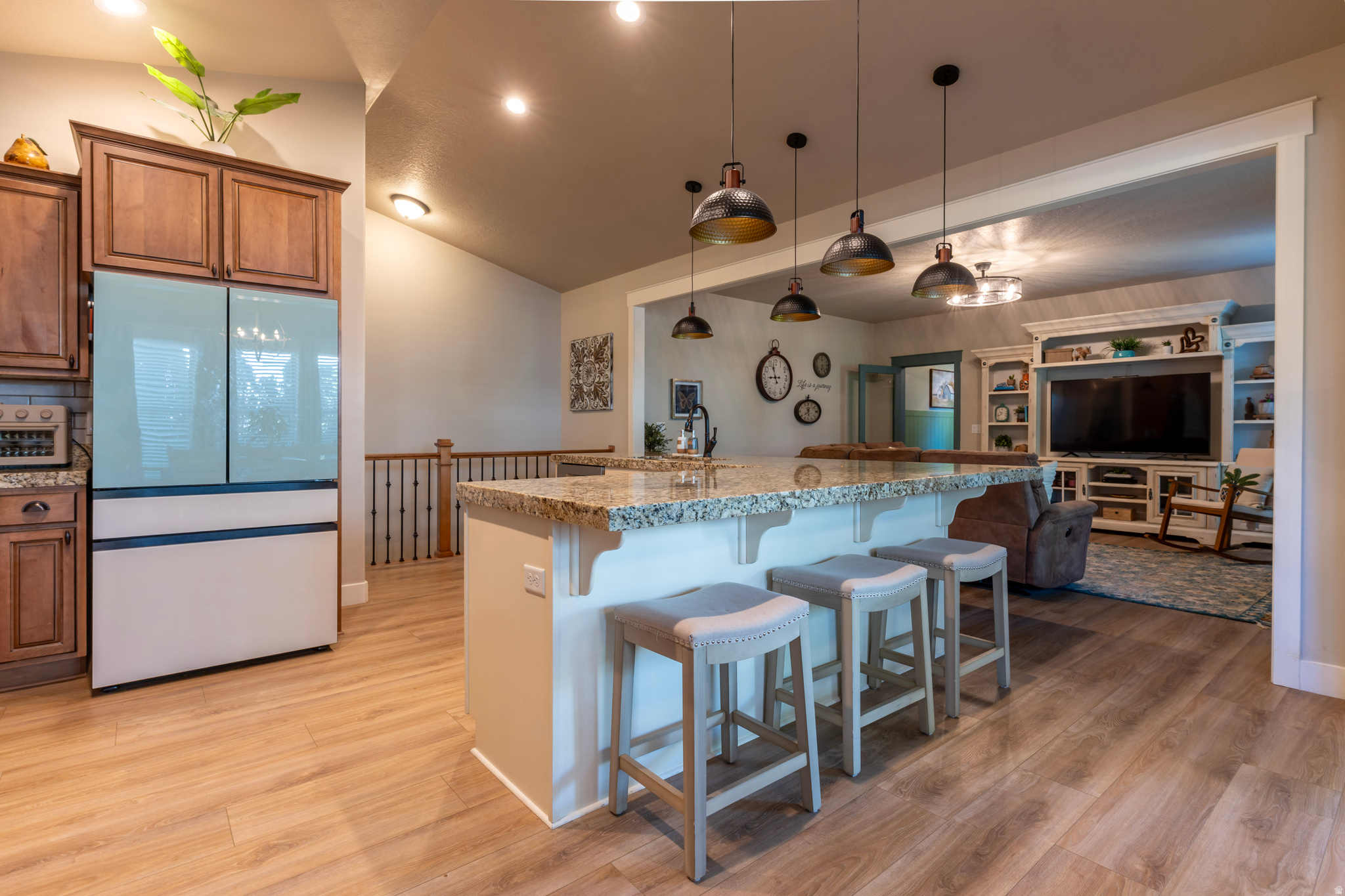 KENNECOTT - Residential
