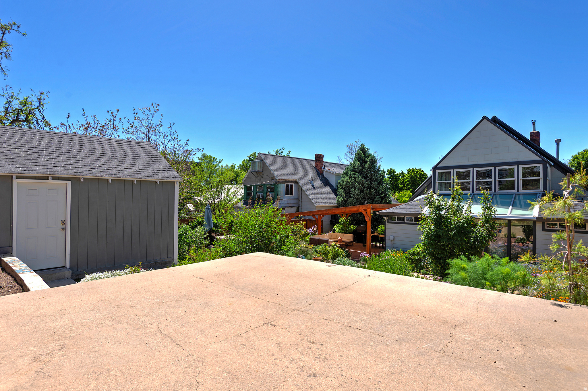 DOUGLAS PLACE - Residential