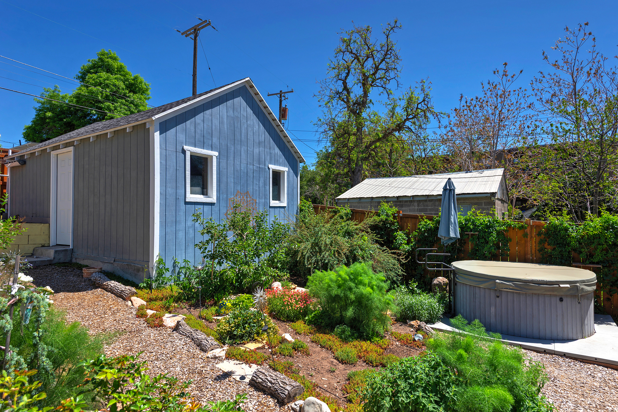 DOUGLAS PLACE - Residential