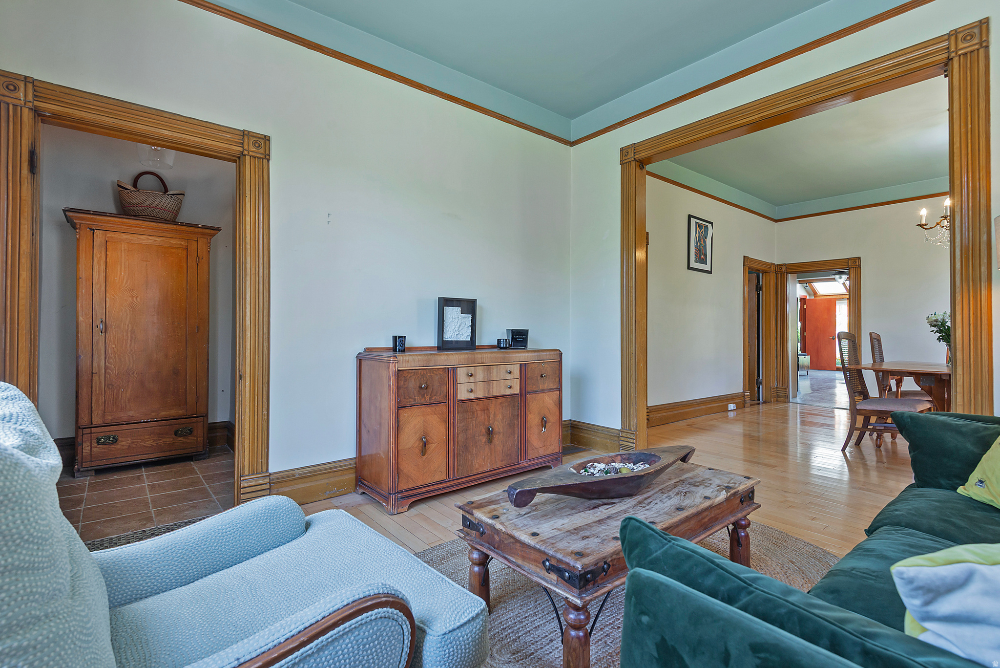 DOUGLAS PLACE - Residential