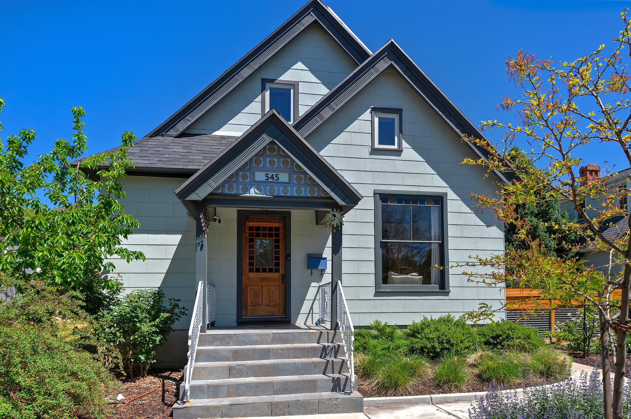 DOUGLAS PLACE - Residential