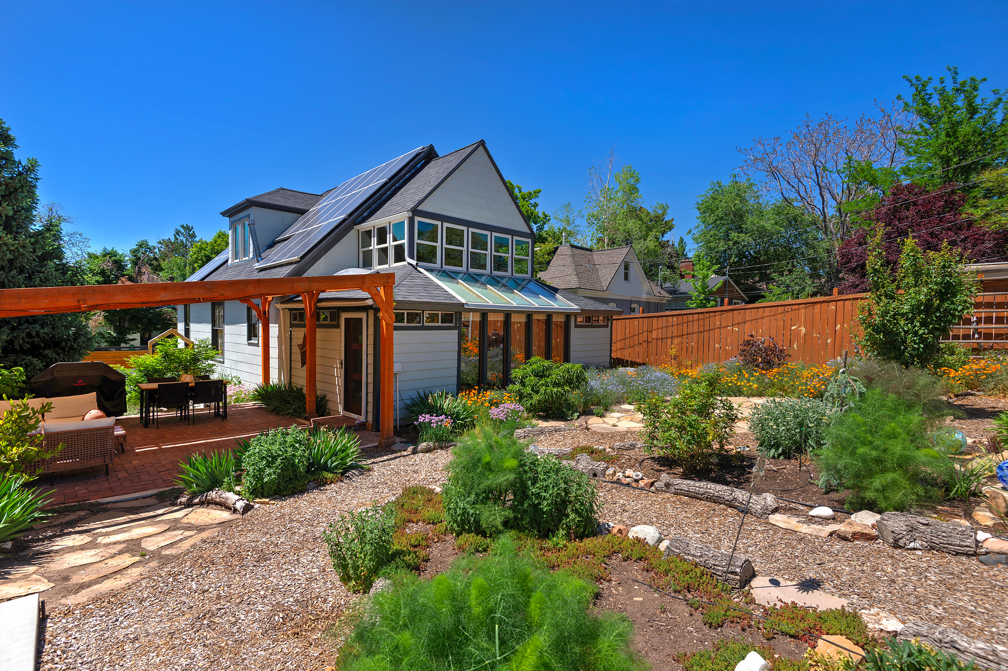 DOUGLAS PLACE - Residential