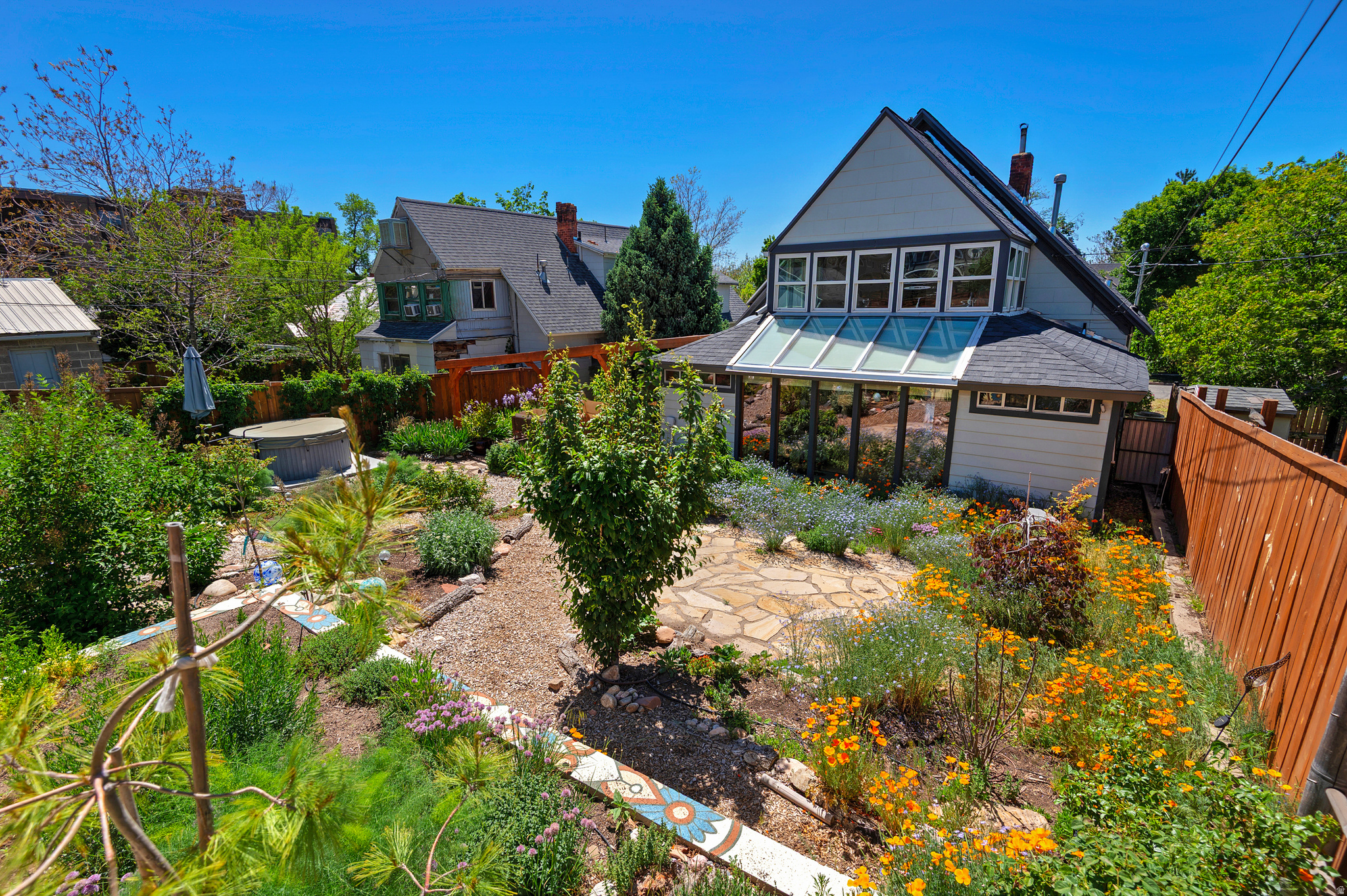 DOUGLAS PLACE - Residential