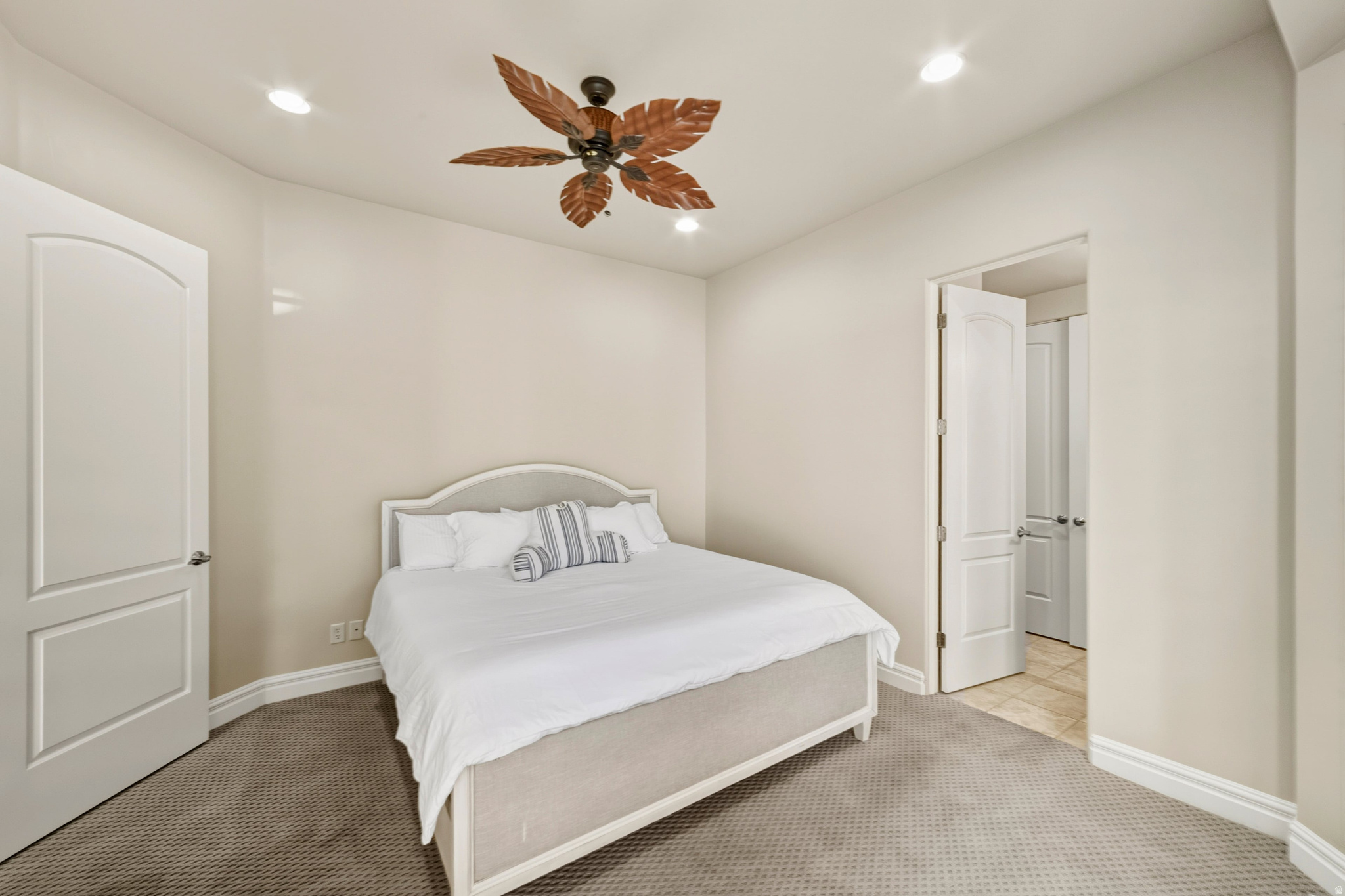 BELLSERA TH AT SUNBROOK 1 - Residential