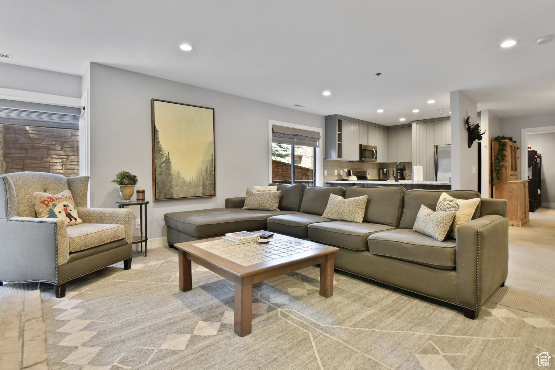 Park City, Utah 84060, United States, 2 Bedrooms Bedrooms, ,2 BathroomsBathrooms,Residential,Pending,46106