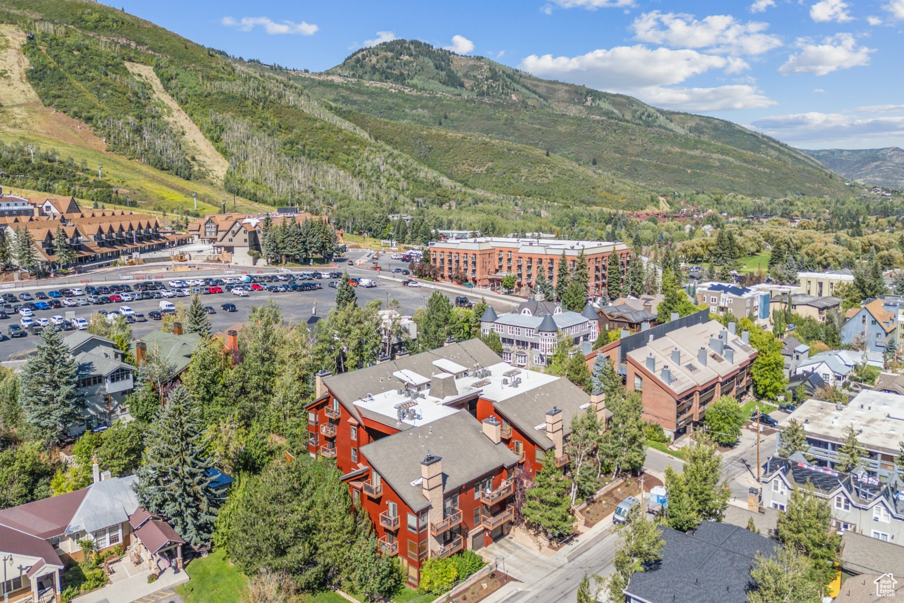 Park City, Utah 84060, United States, 2 Bedrooms Bedrooms, ,2 BathroomsBathrooms,Residential,Pending,46106