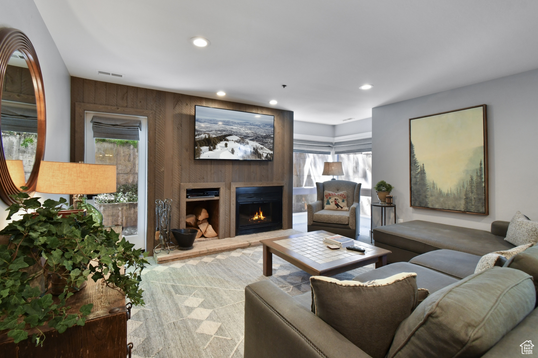 Park City, Utah 84060, United States, 2 Bedrooms Bedrooms, ,2 BathroomsBathrooms,Residential,Pending,46106