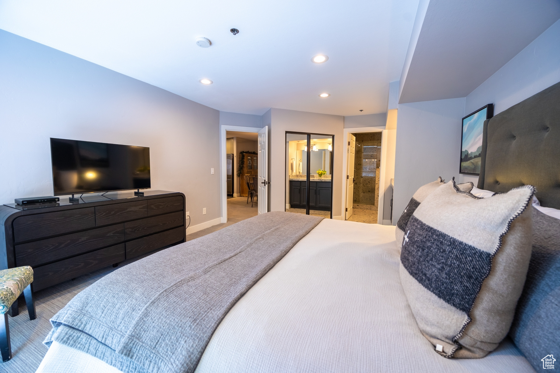 Park City, Utah 84060, United States, 2 Bedrooms Bedrooms, ,2 BathroomsBathrooms,Residential,Pending,46106