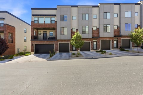 Townhouse For Sale - 25 E Center St #83<br/> North Salt Lake, UT 84054