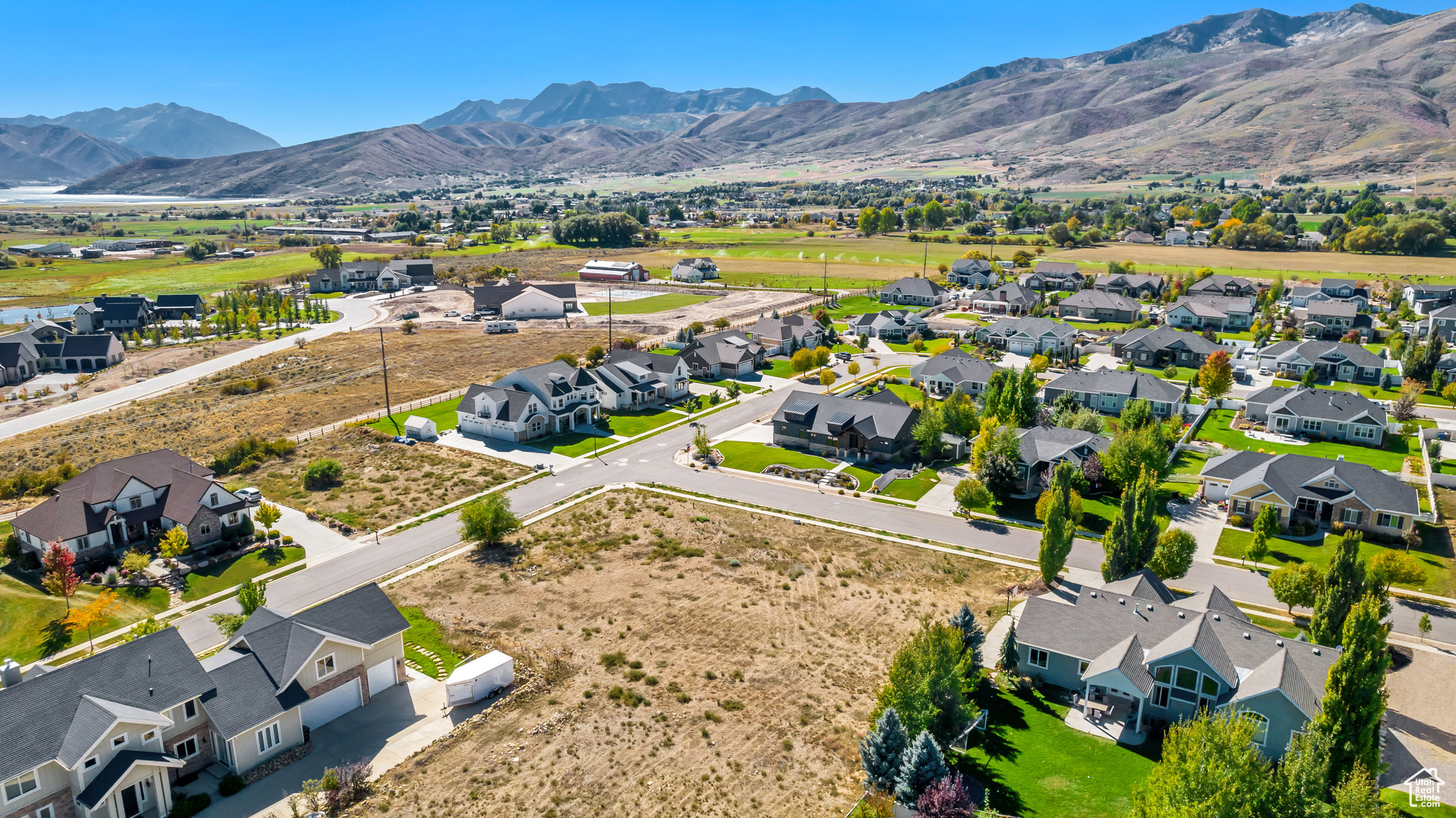 FOX POINTE SUBDIVISION - Land