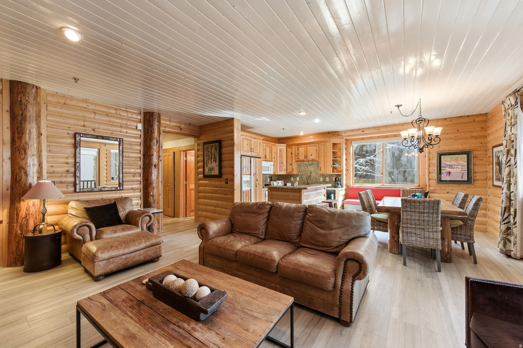 BLACK BEAR LODGE - Residential