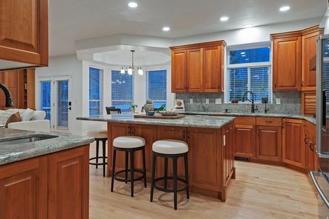 Tiny photo for 6669 S ANNE MARIE DR, Cottonwood Heights, UT 84121 (MLS # 2138085)