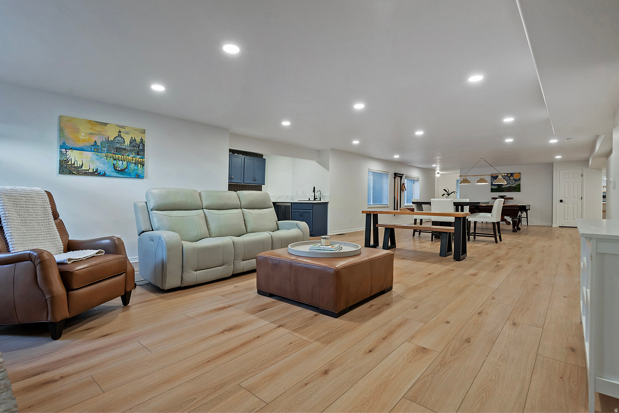 OVERLOOK AT OLD MILL - Residential