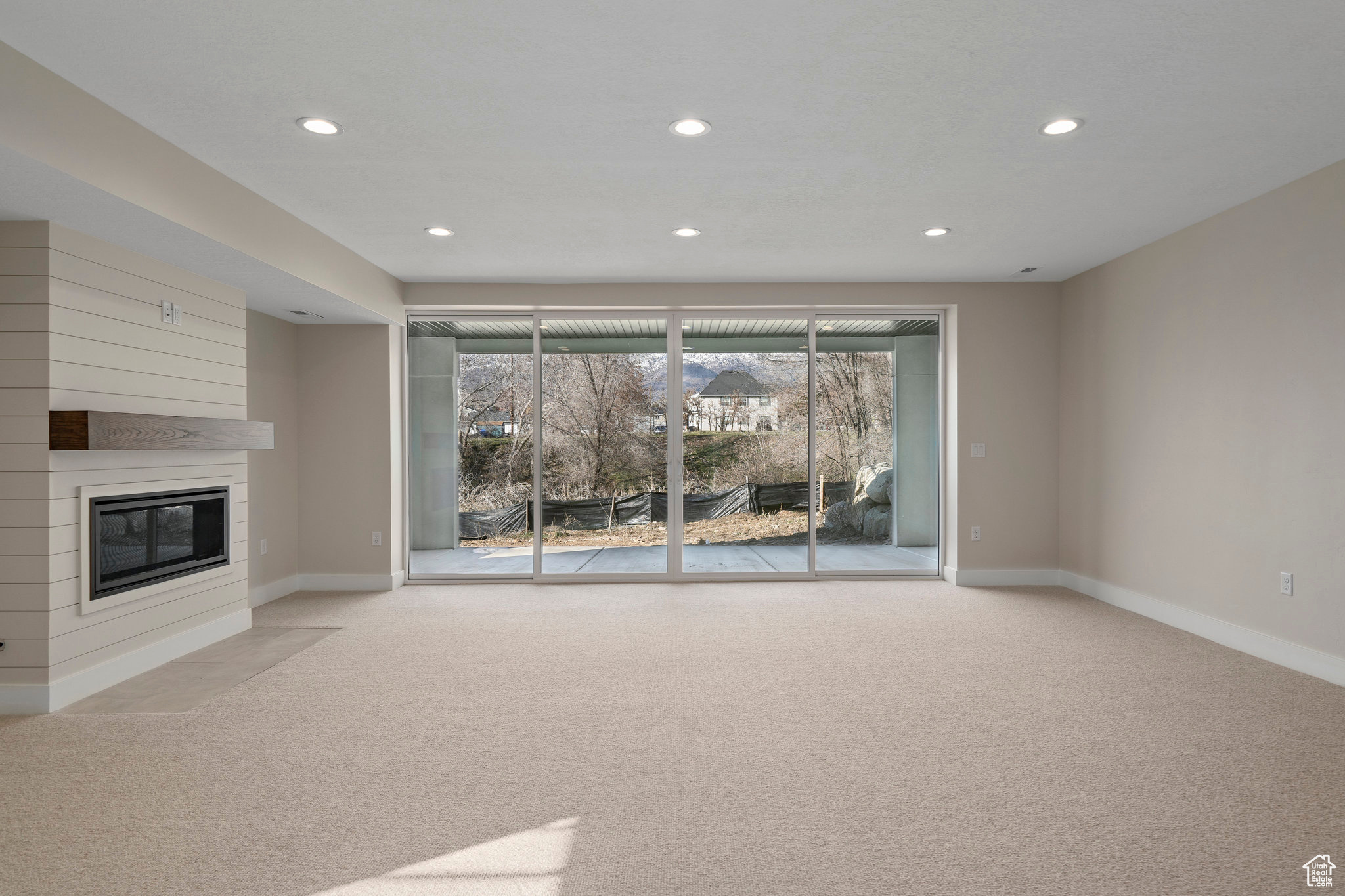 MONTDELLA - Residential Income