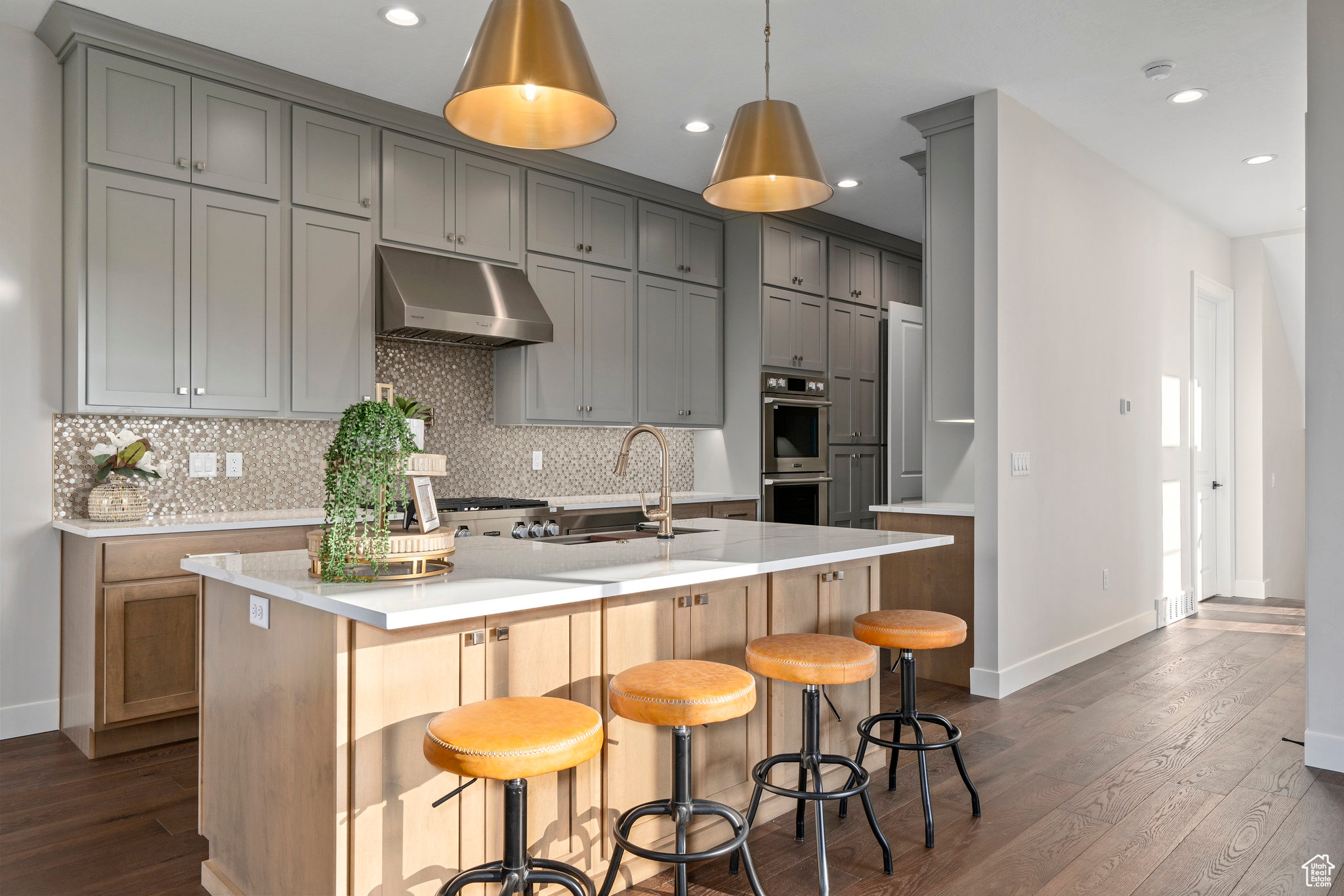 MONTDELLA - Residential Income