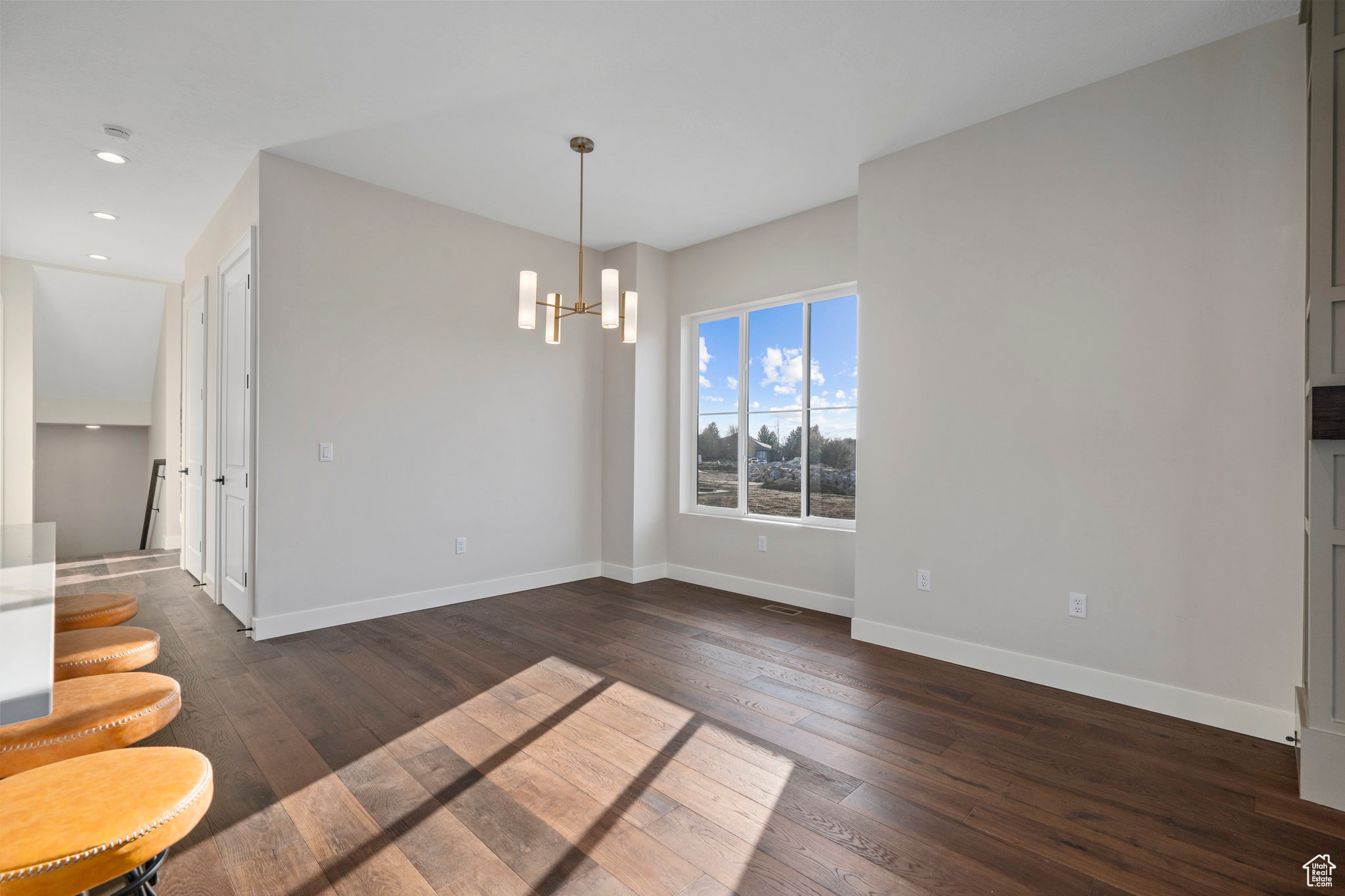 MONTDELLA - Residential Income