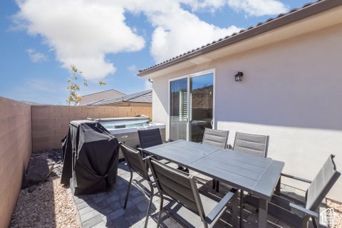 Tiny photo for 1406 N RUSTICO DR, Washington, UT 84780 (MLS # 2189945)