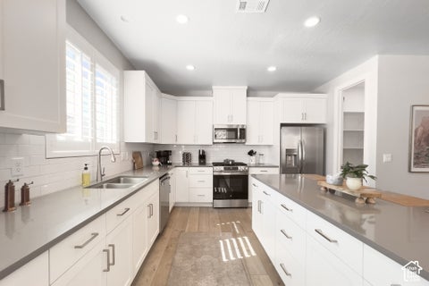 Tiny photo for 1406 N RUSTICO DR, Washington, UT 84780 (MLS # 2189945)