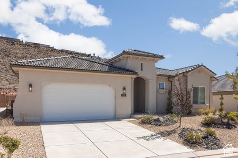 Tiny photo for 1406 N RUSTICO DR, Washington, UT 84780 (MLS # 2189945)