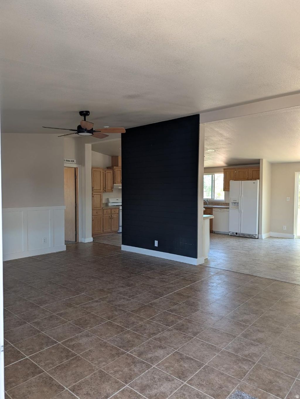 Photo of 735 S 500 E, Roosevelt, UT 84066 (MLS # 2152699)