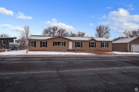 Photo of 735 S 500 E, Roosevelt, UT 84066 (MLS # 2152699)