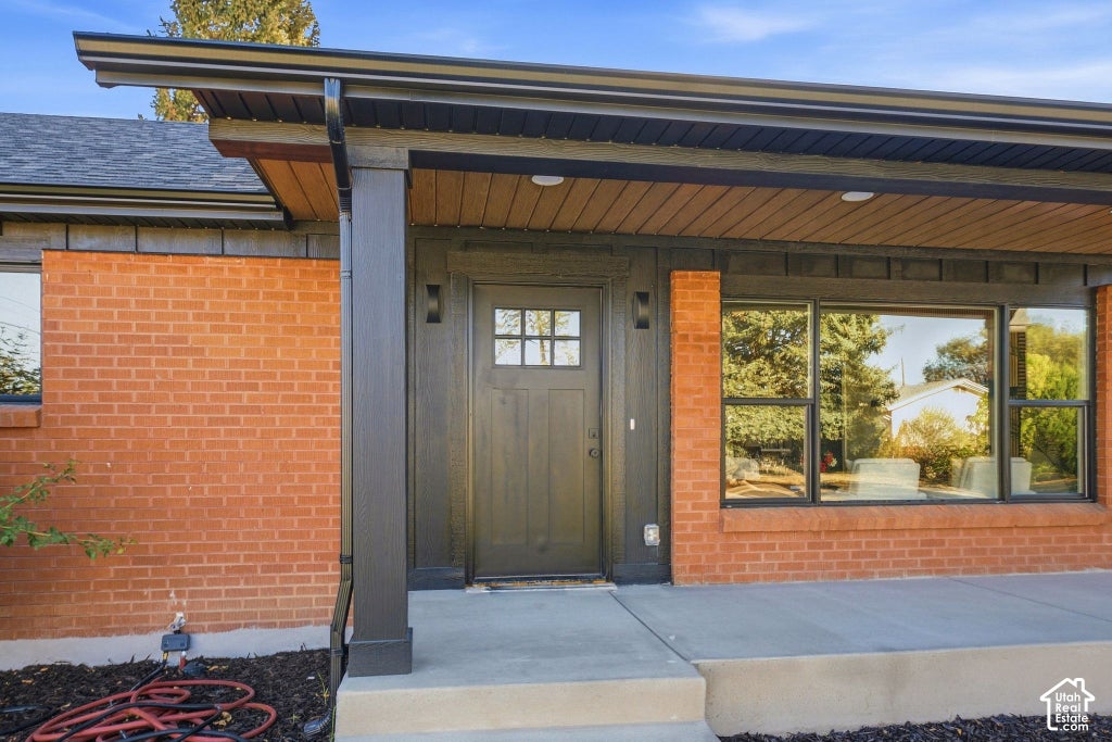 Photo of 3593 S COCHISE DR, West Valley City, UT 84120 (MLS # 2187649)