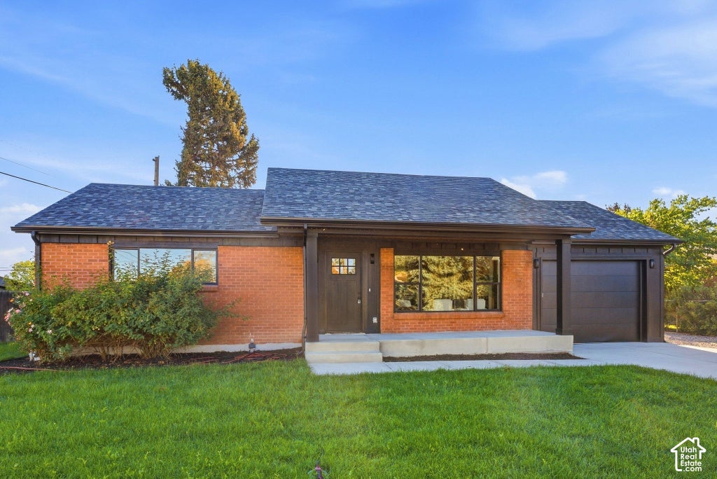 Photo of 3593 S COCHISE DR, West Valley City, UT 84120 (MLS # 2187649)