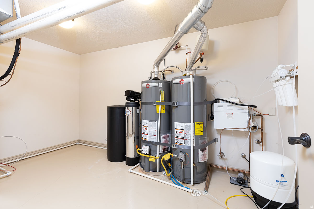 FIDDLERS CANYON SUBDIVISION - Residential