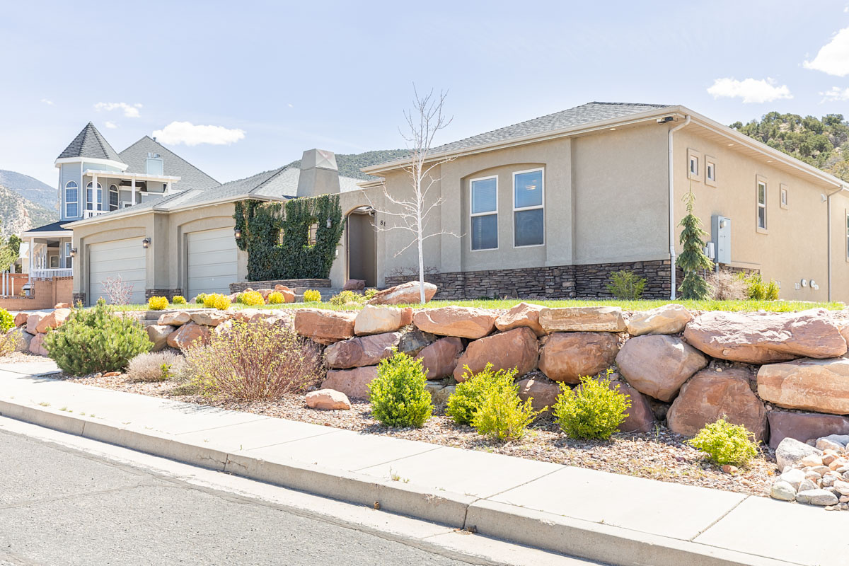 FIDDLERS CANYON SUBDIVISION - Residential