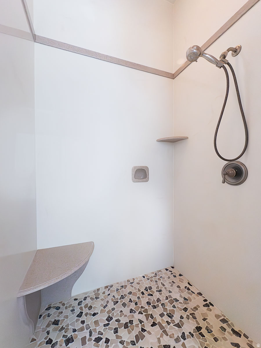 FIDDLERS CANYON SUBDIVISION - Residential