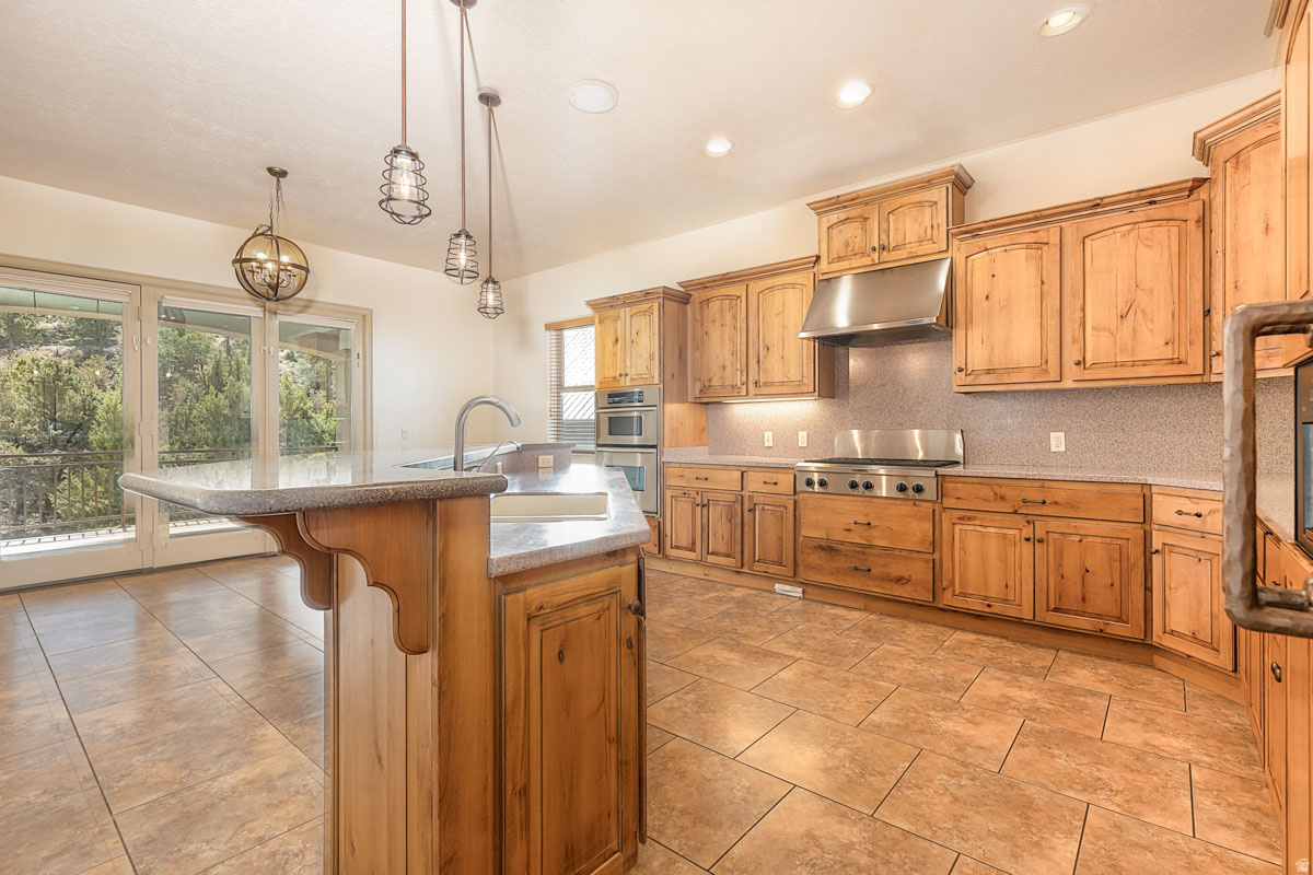 FIDDLERS CANYON SUBDIVISION - Residential