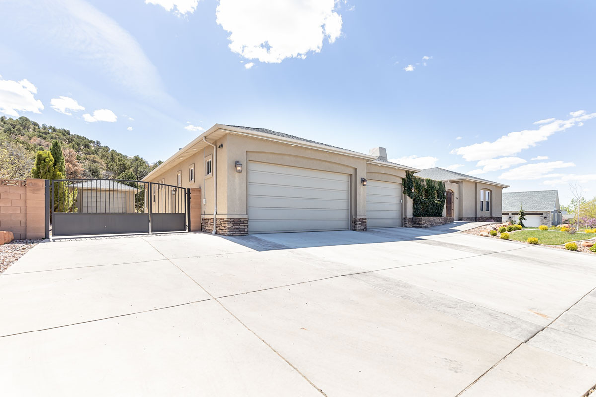 FIDDLERS CANYON SUBDIVISION - Residential
