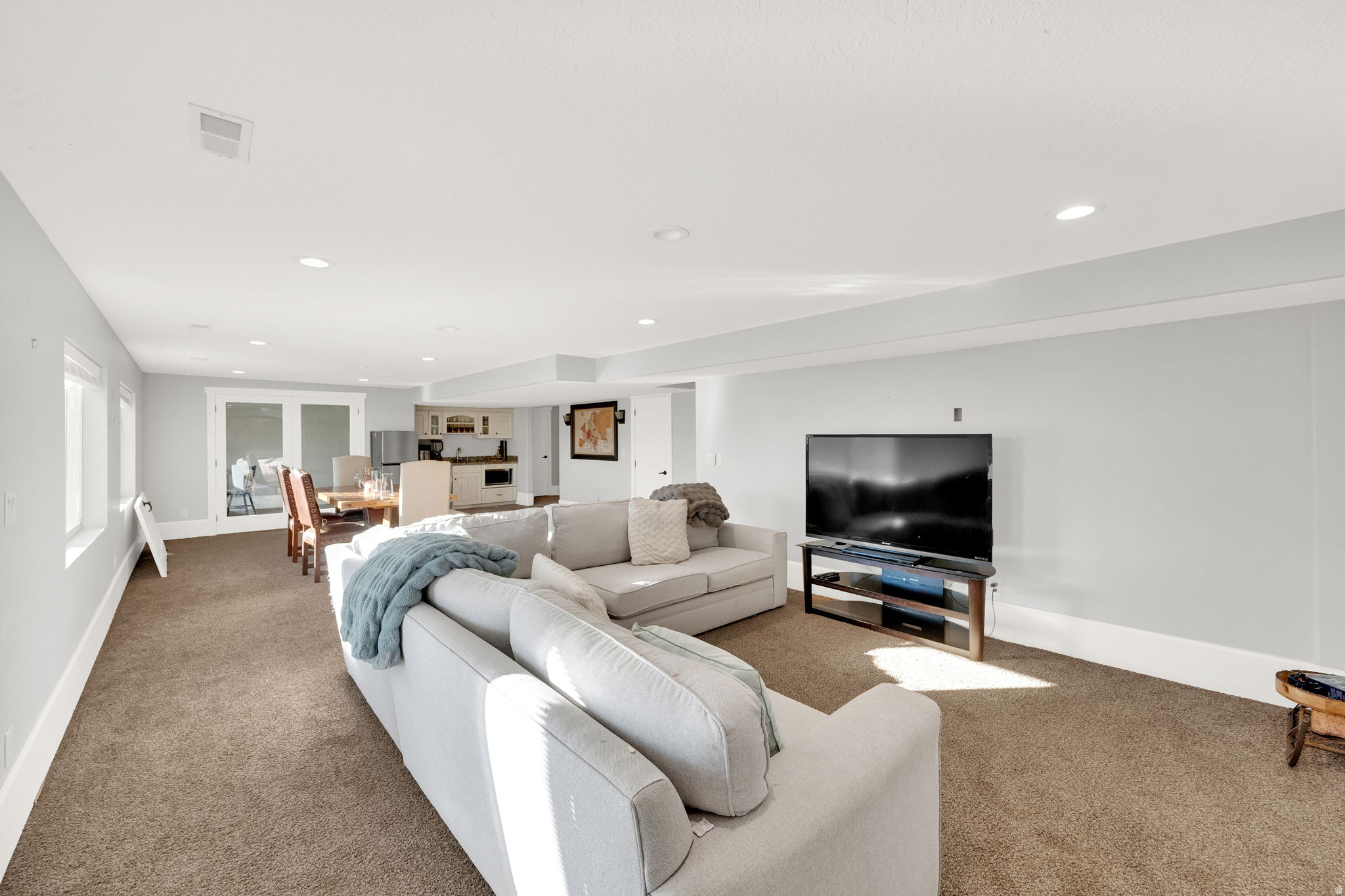 FOOTHILL ESTATES - Residential