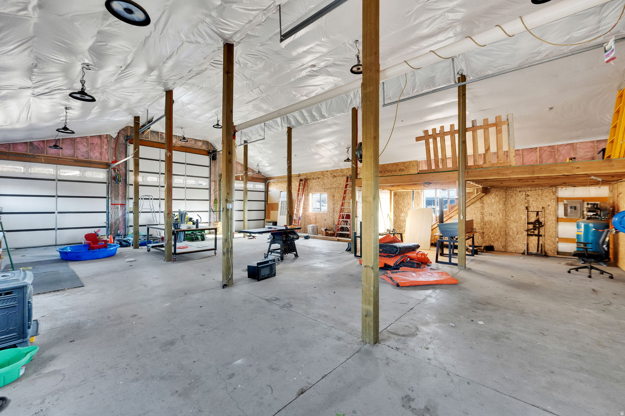 FOOTHILL ESTATES - Residential