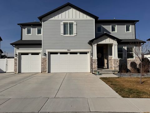 Photo of 1964 S 2050 W, Woods Cross, UT 84087 (MLS # 2134756)