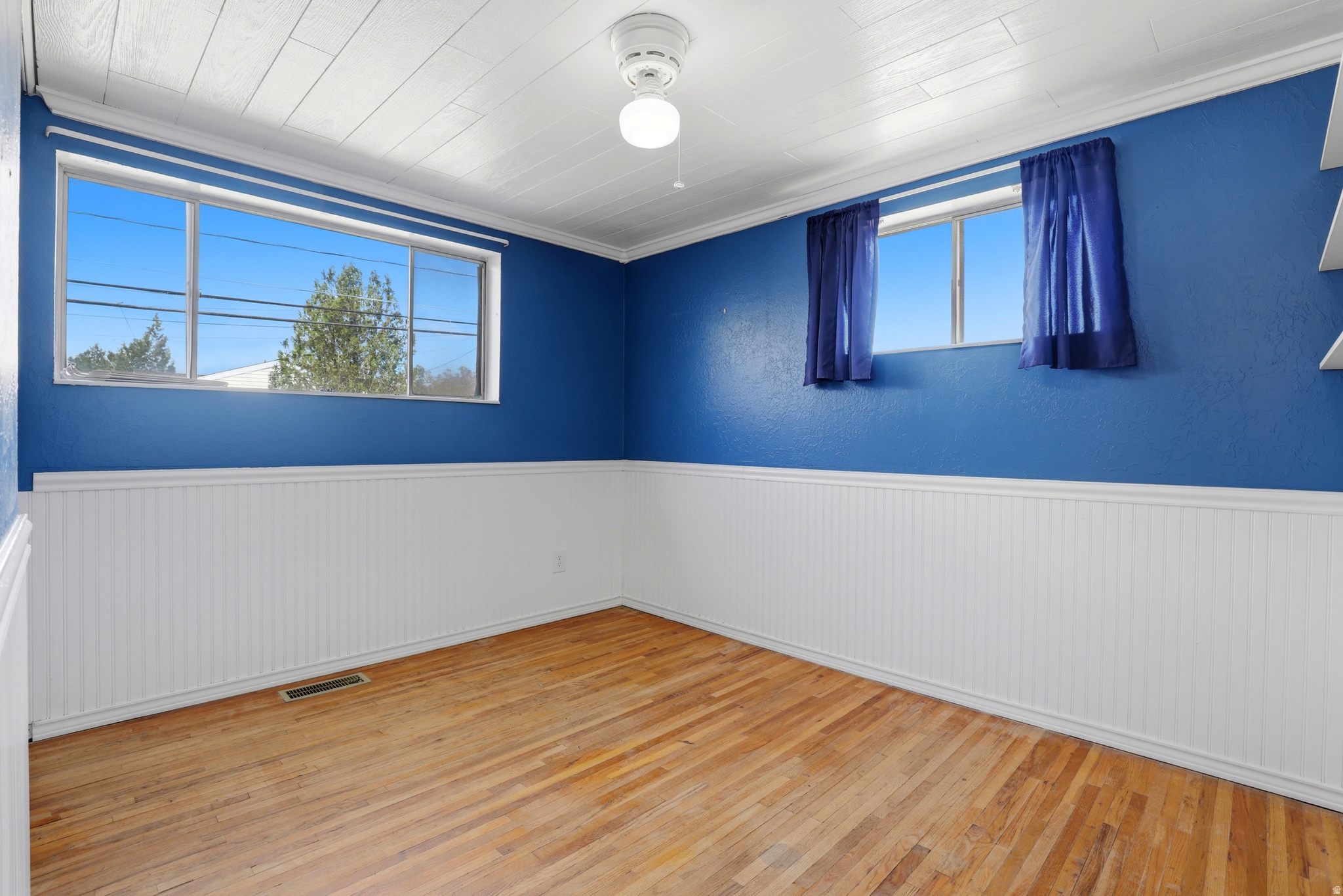 LAKE RIDGE - Residential